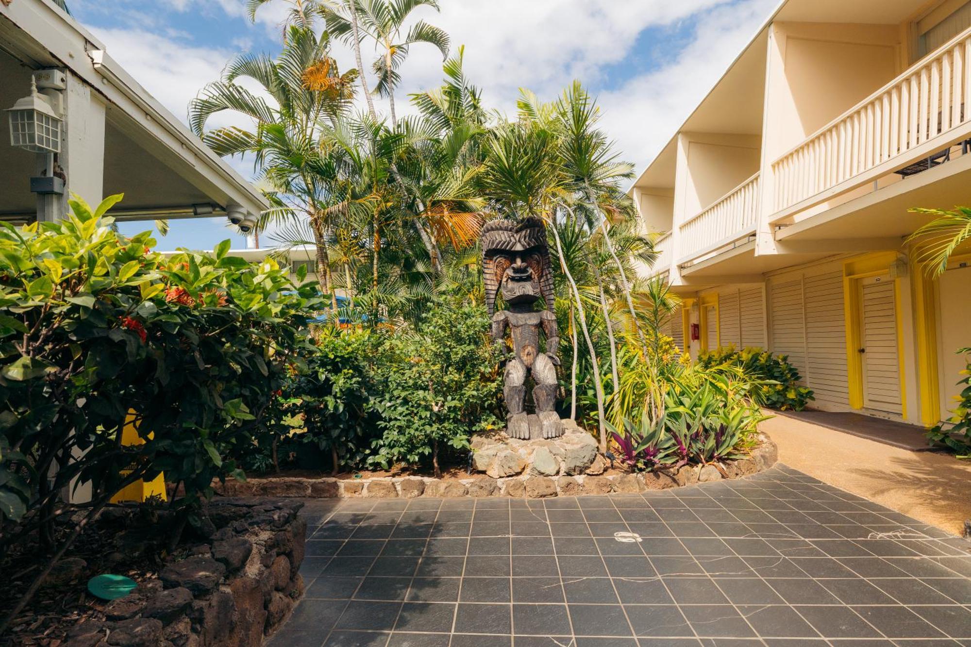 Waikiki Heritage Hotel Honolulu Exterior photo